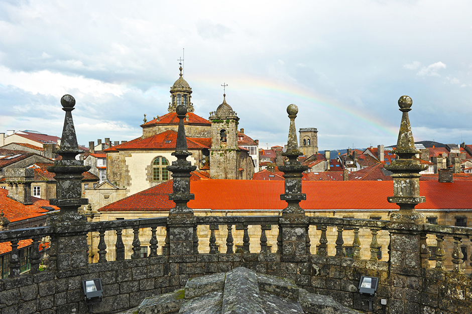 La Coruna is blessed with plenty of things to see and do, including pristine beaches, tantalising seafood, and famous, historic architecture. Come visit La Coruna with Railbookers!