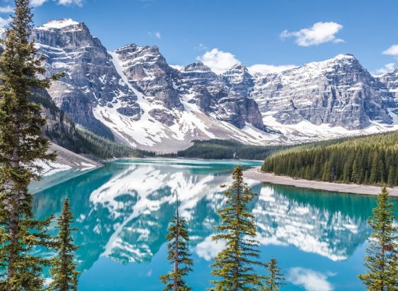 6.-Moraine-Lake-Banff-National-Park-1800x600
