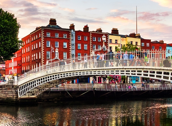 Dublin Dublin, Ireland city view by a bridge