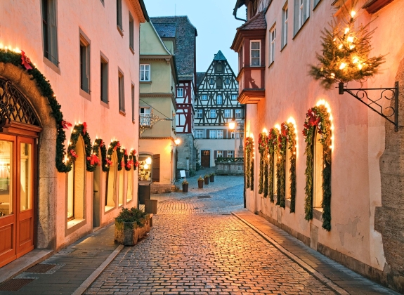 Rothenburg-ob-der-Tauber-Bavaria-Germany_Railbookers