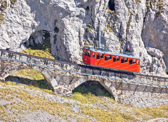 mount-pilatus-cogwheel-train