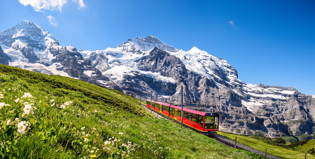 Jungfrau-Railway-with-Mountain-Backdrop