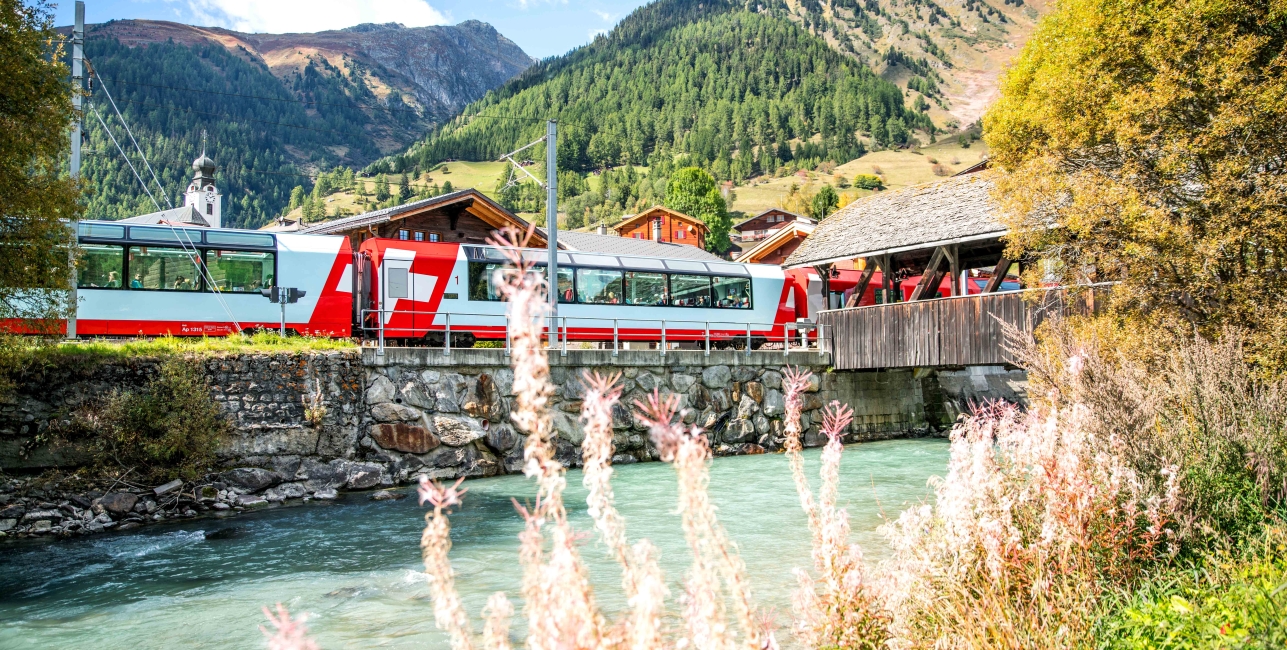 holzbruecke-glacier-express over bridge