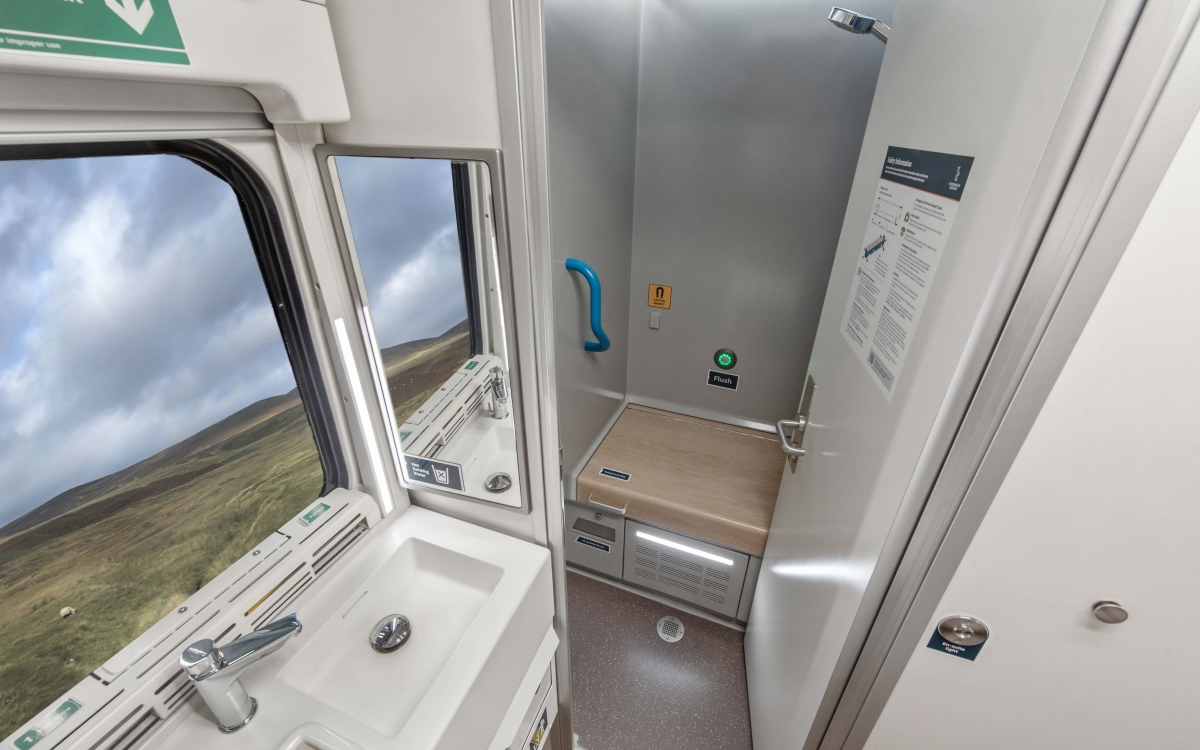 Caledonian Sleeper Club rooms feature an ensuite shower room and include complimentary full breakfast