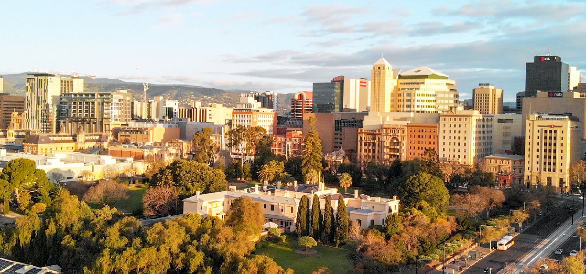Adelaide-Australia-train-vacation1800x600 Adelaide, Australia holidays by rail