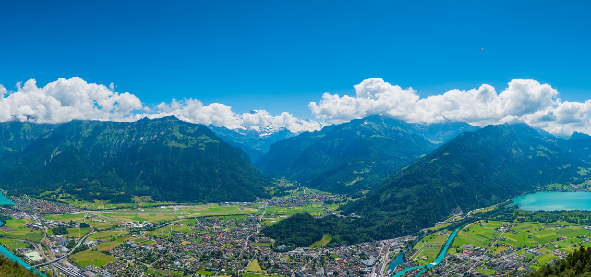 Interlaken-Lakes-and-Mountains-1800x600-1 Interlaken Lakes and Mountains