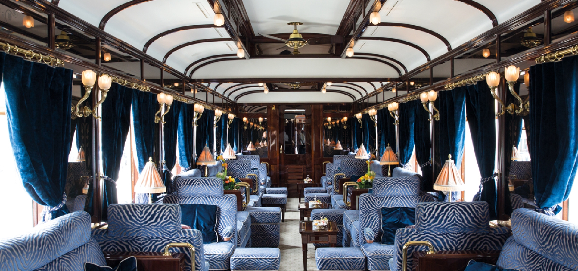 Venice Simplon-Orient-Express-bar-room