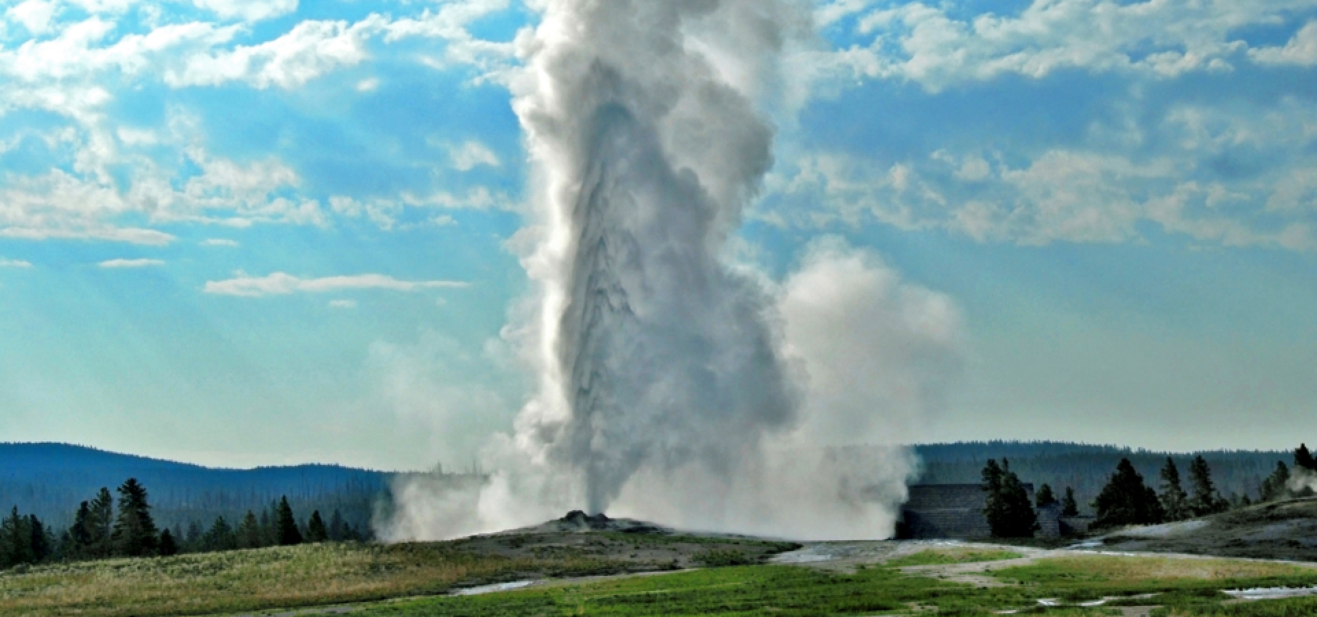 Yellowstone_Geyser Yellowstone_Geyser