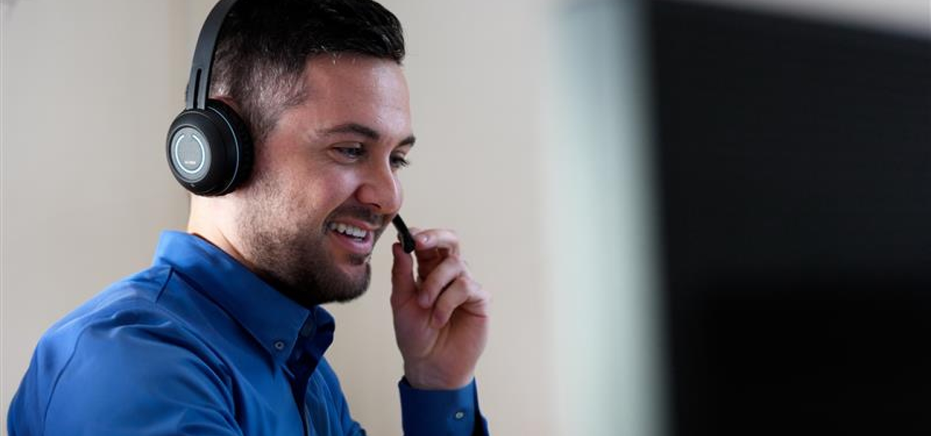 railbookers-rail-expert-on-call-with-travel-agent