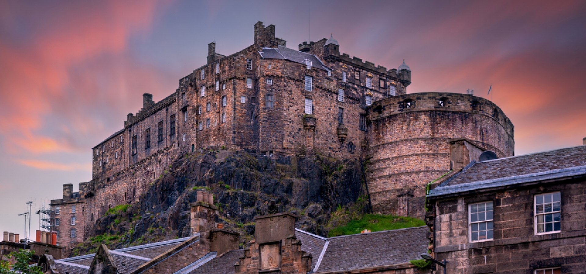 edinburgh-castle-heriot-place