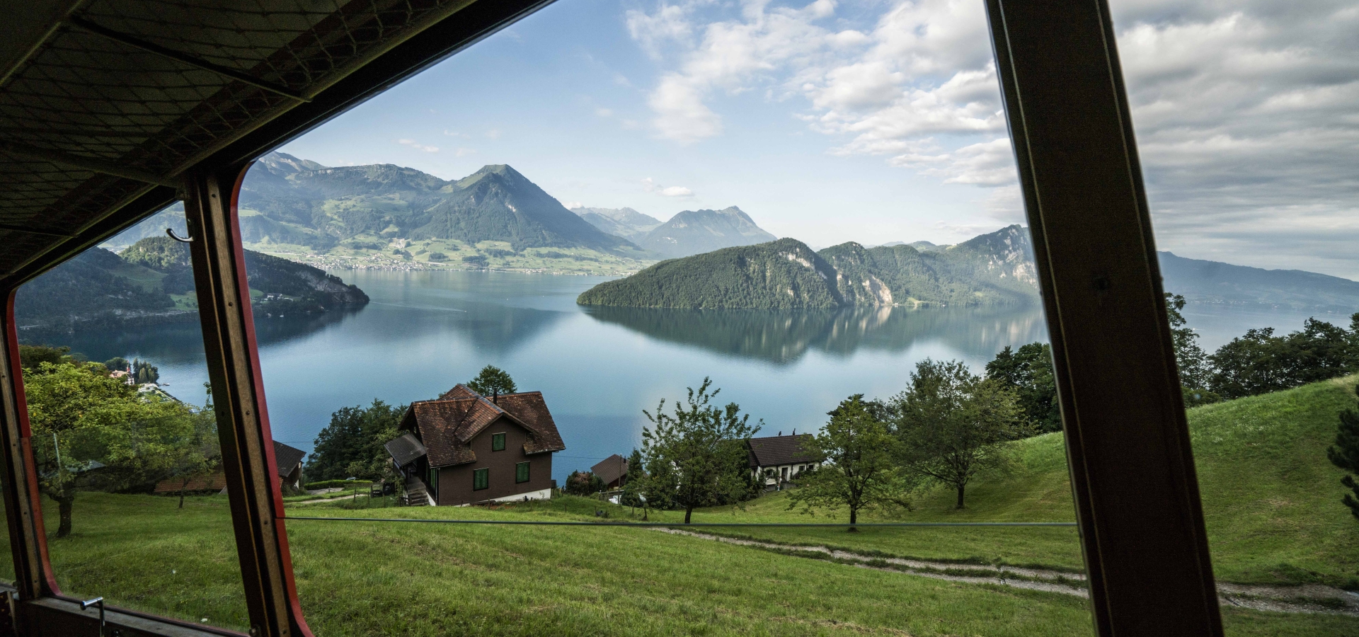 train-ride-from-vitznau-rigi-kulm