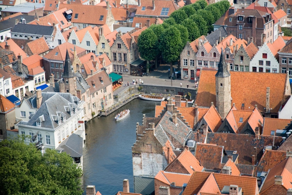 Aerial-view-on-Bruges-iStock_1938854_XLARGE