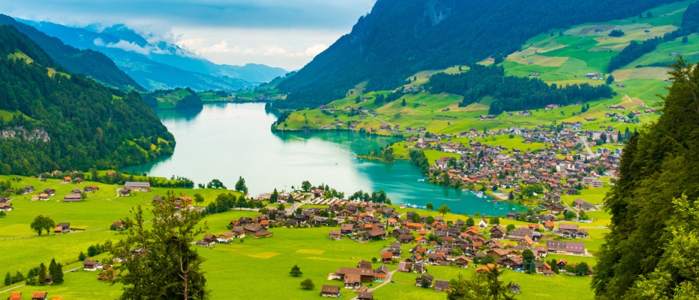 Interlaken-Valley-View_1280x550 Interlaken-Valley-View_1280x550