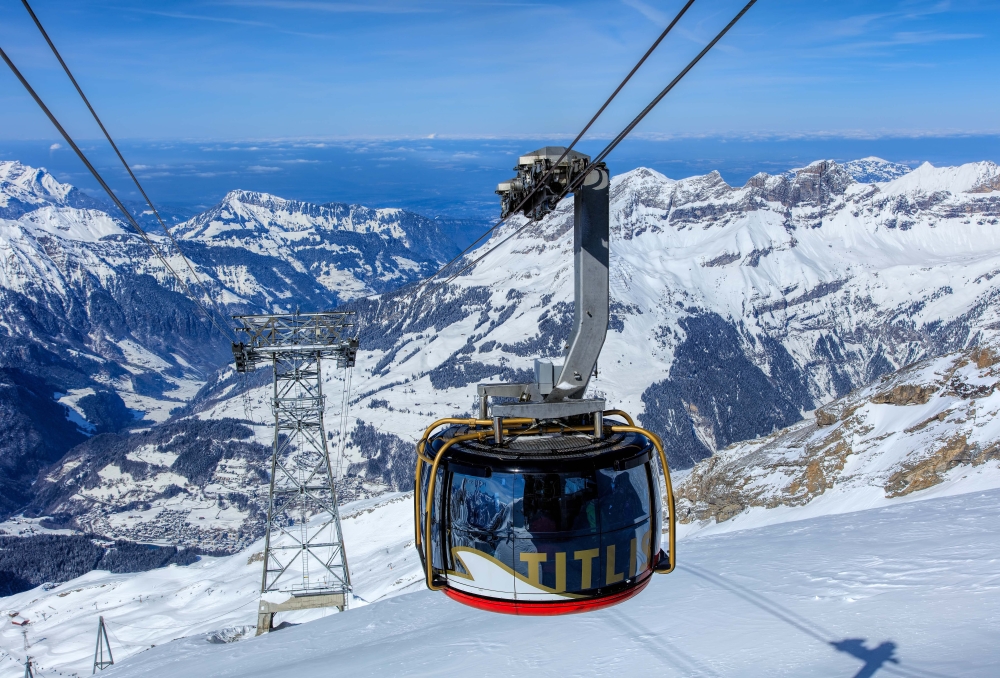 mount-titlis-gondola_529816642_web